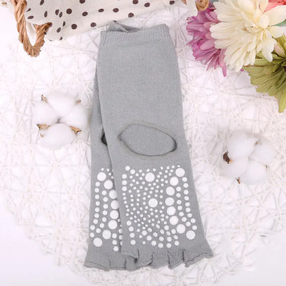 Grey non-slip five-toe yoga socks.