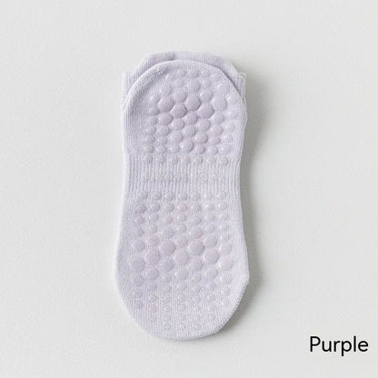 Women's non-slip Pilates socks in light purple color with silicone grip for yoga, Pilates and barre classes.